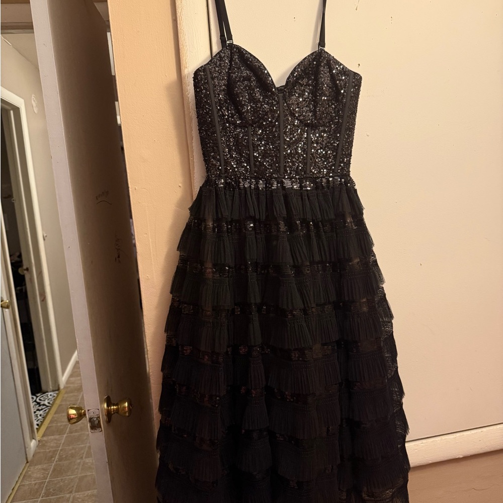 Dress the Population